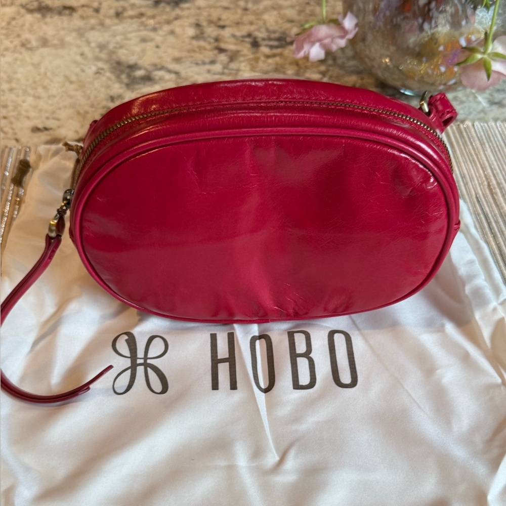 NEW HOBO Polished Leather Adjustable Kerry Belt Bag In Claret